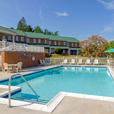Quality Inn Waynesboro - Skyline Drive Luaran gambar