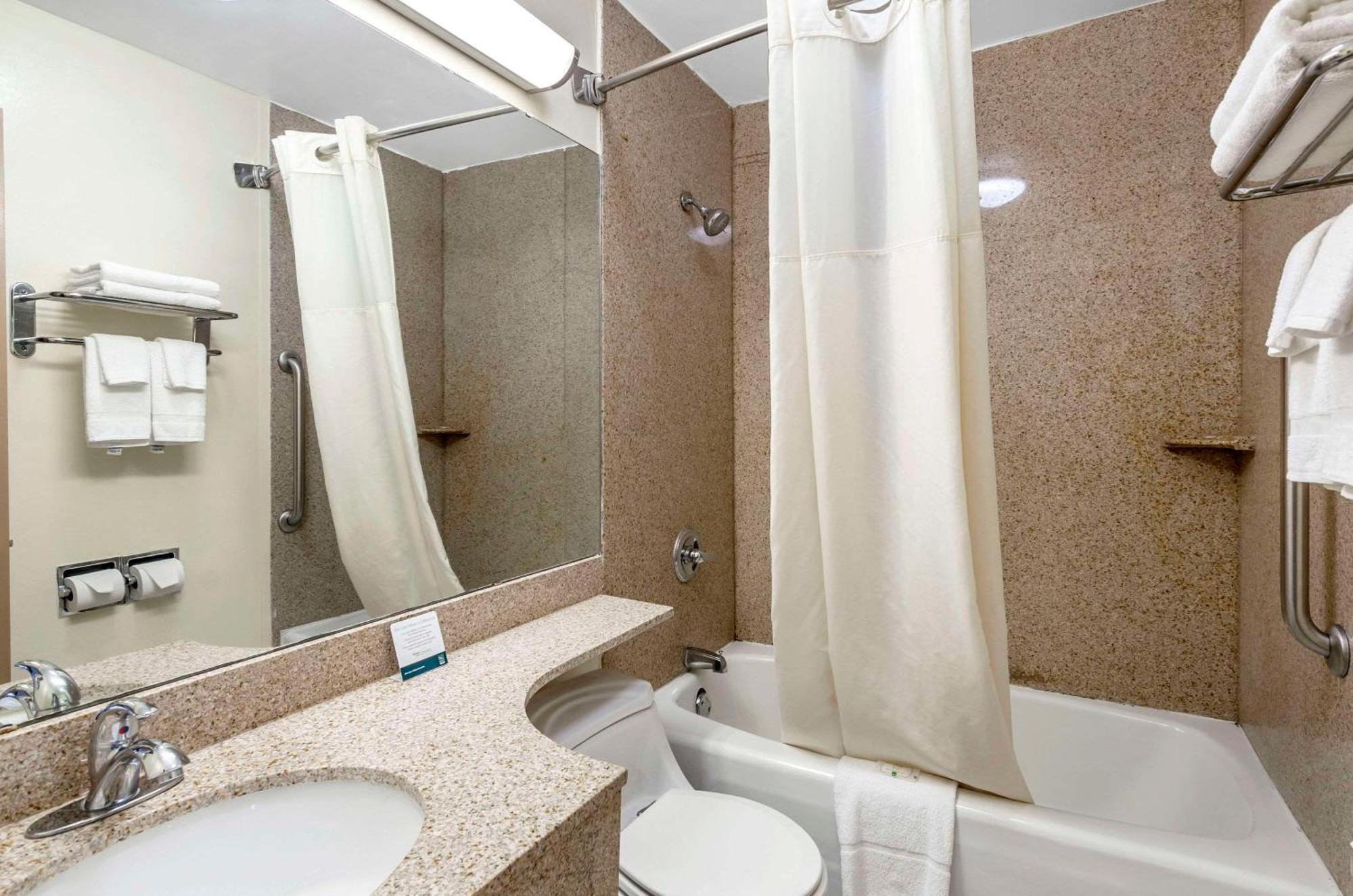 Quality Inn Waynesboro - Skyline Drive Luaran gambar